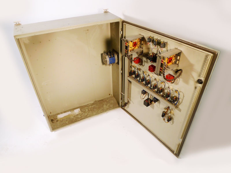 armario electrico pared metal posibilidad luces 100x80x26 1u